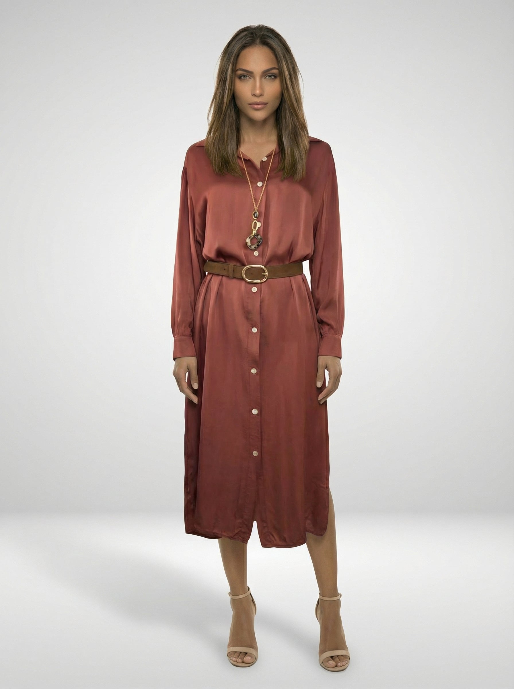 Robe chemise satinée